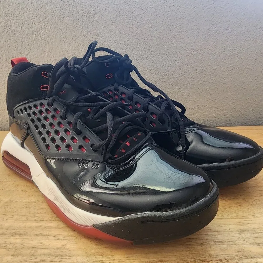 Air Jordan Maxin 200 Black Red Jumpman Basketball Sneakers CD6123 001 Mens 12